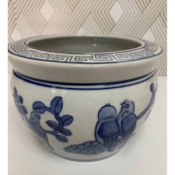 Vtg Small Cobalt  Blue and White Porcelain Planter Birds & Floral Chinoiserie 4” - Picture 2 of 7